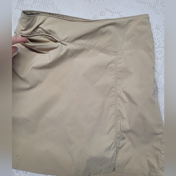 Patagonia Tan Skirt, With Shorts Underneath, Size 8, Skort With Side Zipper - Picture 11 of 11